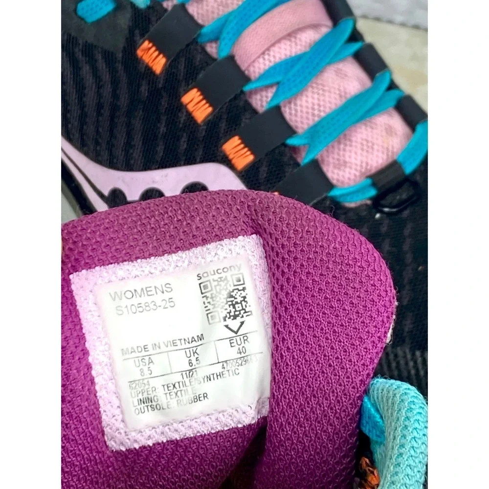 Saucony Canyon TR Trail Running Shoes Women 8.5 Black Pink Athletic Gym Sneakers